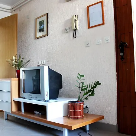 Apartments Cavae Romanae Medulin Exterior photo