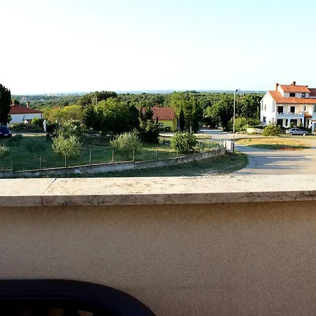 Apartments Cavae Romanae Medulin Exterior photo