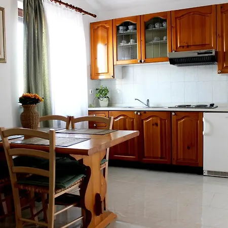 Apartments Cavae Romanae Medulin Exterior photo
