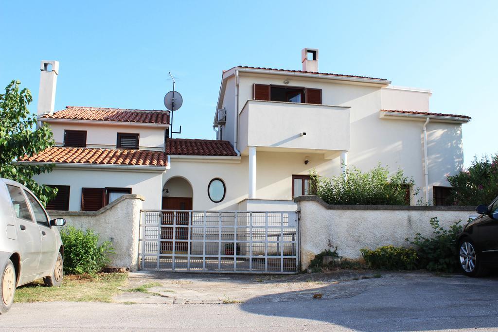 Apartment Cavae Romanae Medulin